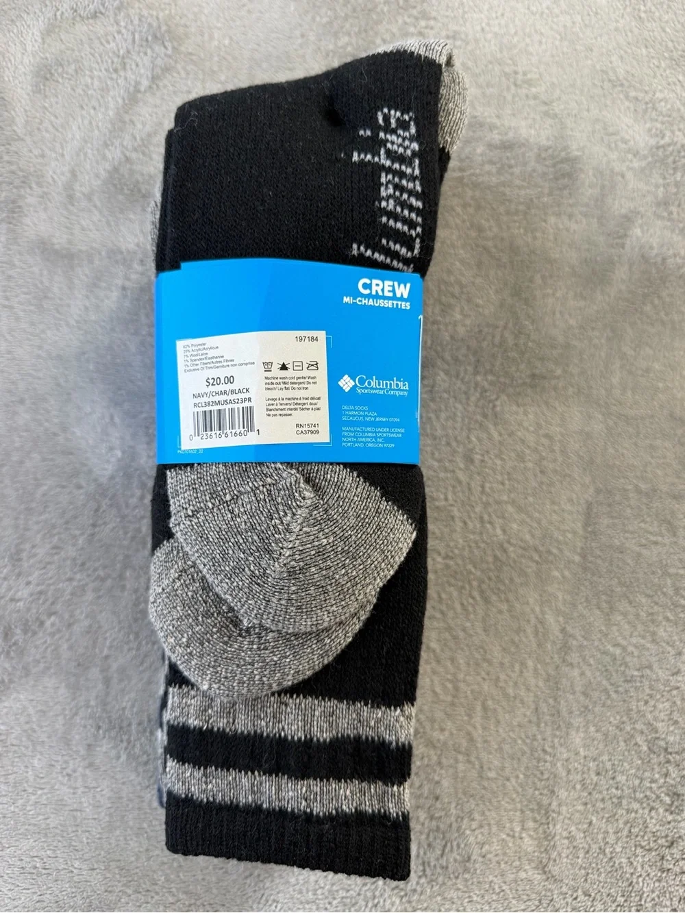 (3 Pairs) Columbia Men's Dark Gray and Light Gray Wool Blend Crew Socks